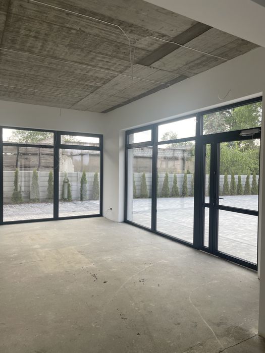 Lokale usługowe do 200 m2 wynajmę