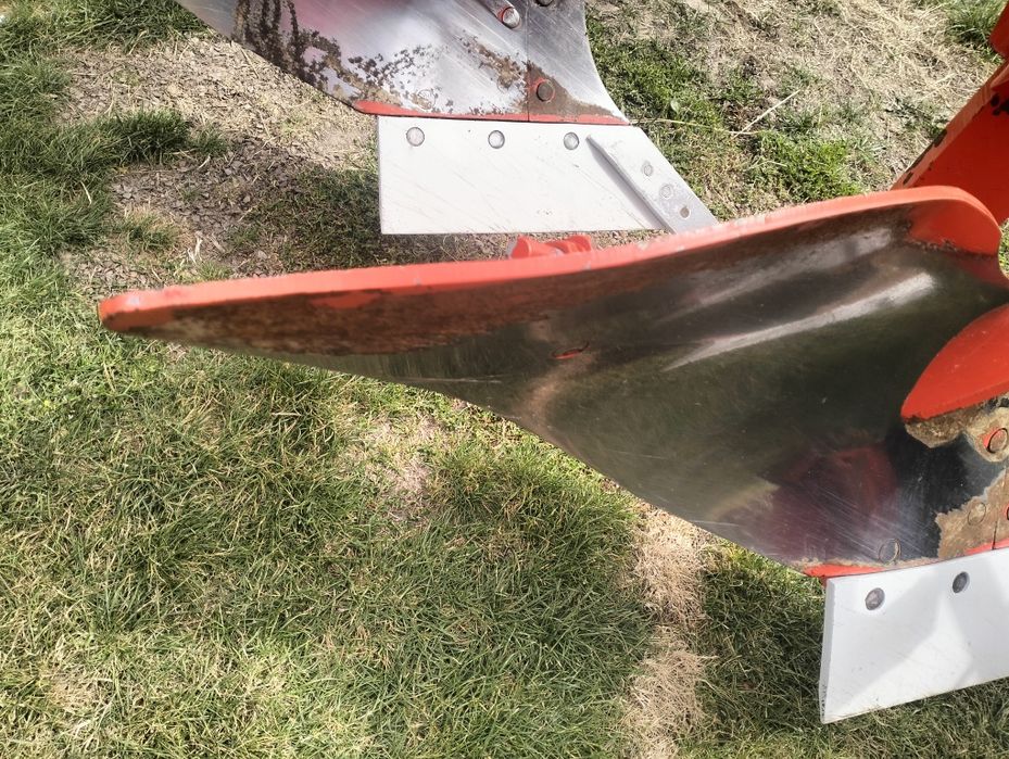 Pług zagonowy jednobelkowy 4