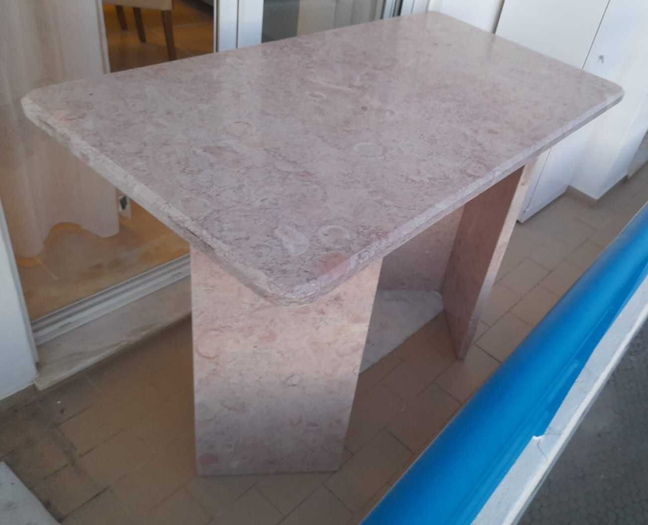 Mesa Mármore Rosa