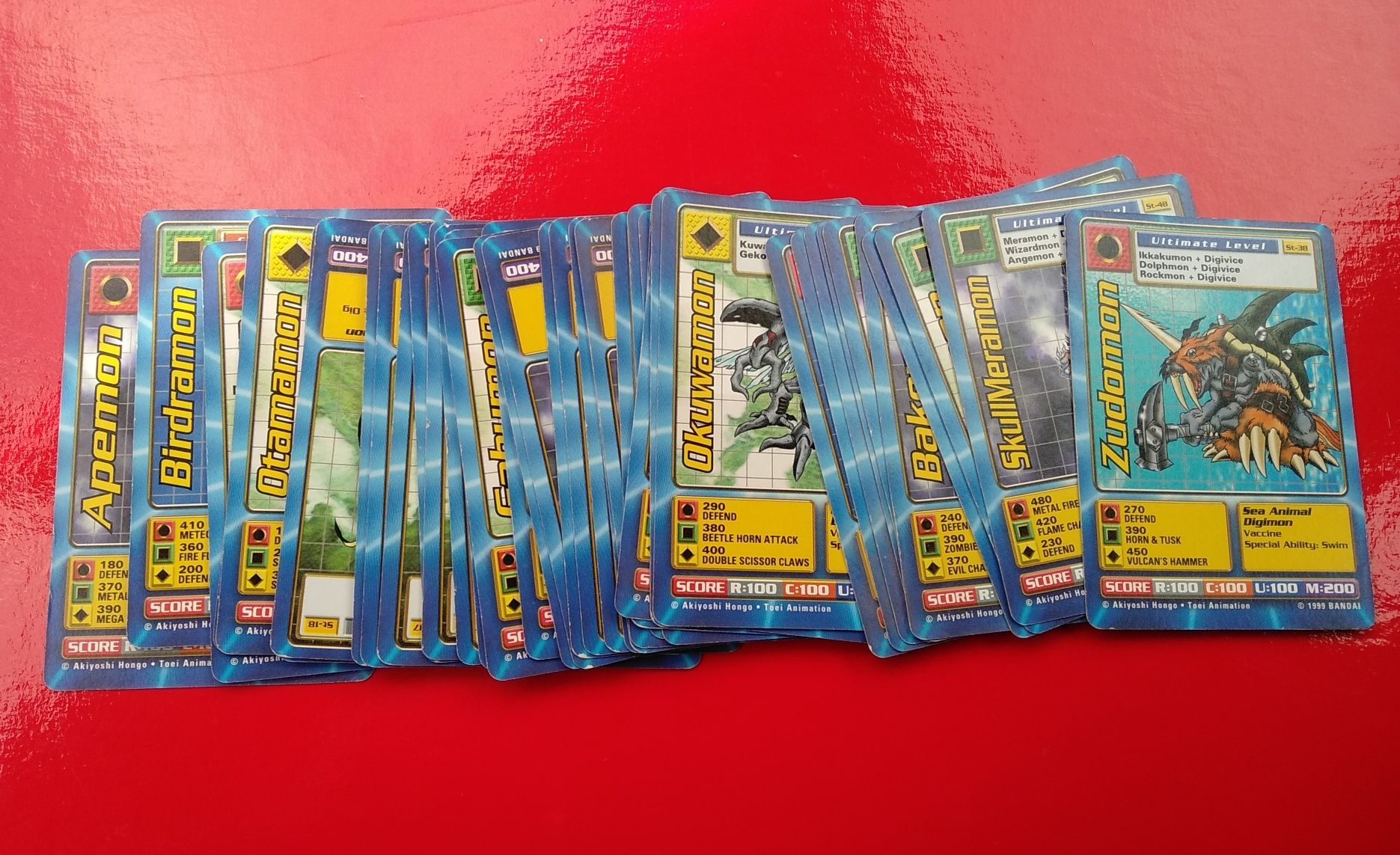 Lote de cartas Digimon