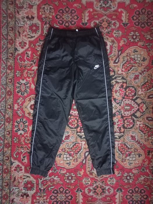 Штани Nike нейлонові