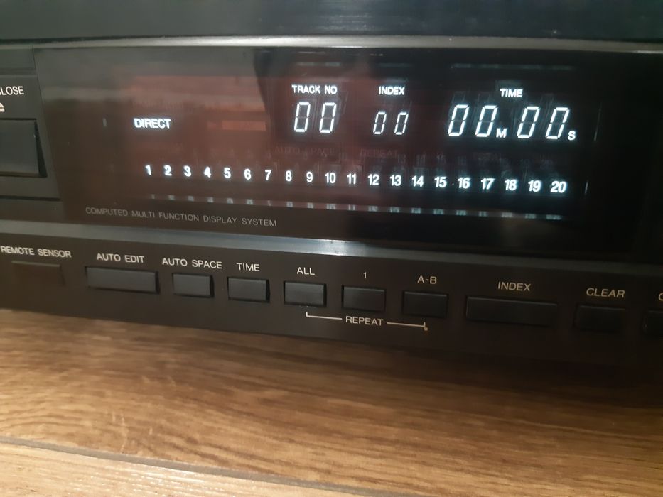 Philips cd 380 . denon 1400 . Проигрыватель cd дисков .