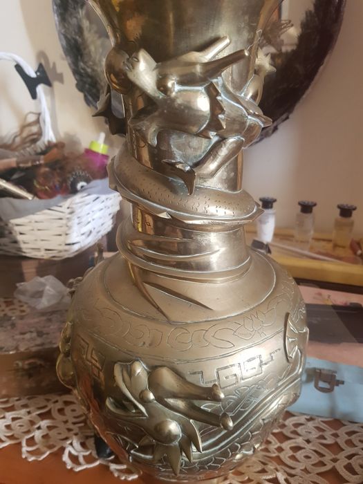 Jarra chinesa em bronze