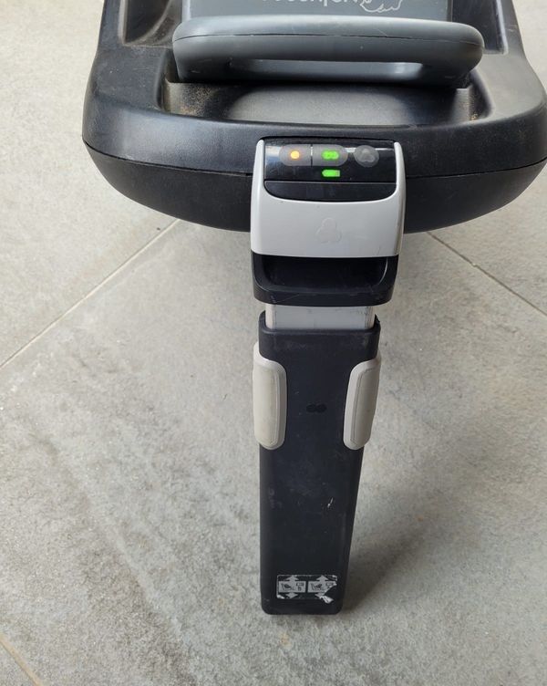 Ovo bebeconfort pebble plus + isofix bebeconfort + adapatador Quinny