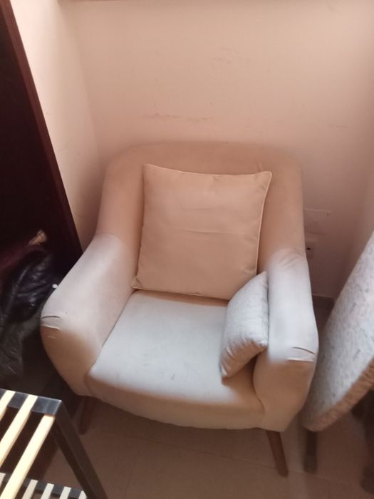 Cadeirão de sala 65 Euros