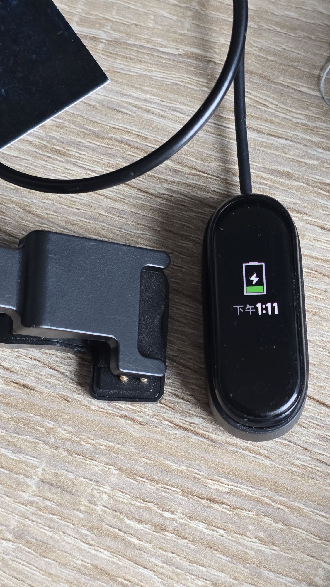 Smartwatch opaska Xiaomi Mi Band 4 z metalową bransoletą