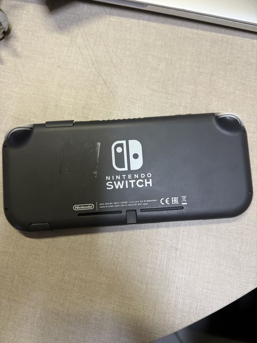 Nintendo switch lite ( peças)