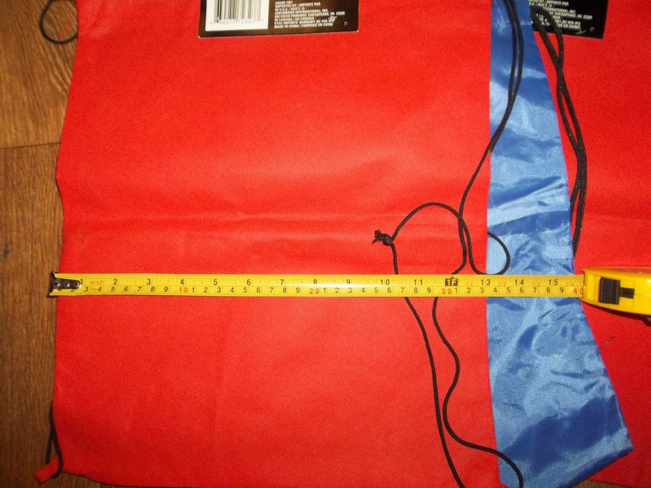 Школьный рюкзак для спортивной одежды-обуви.Новый.Дешево.