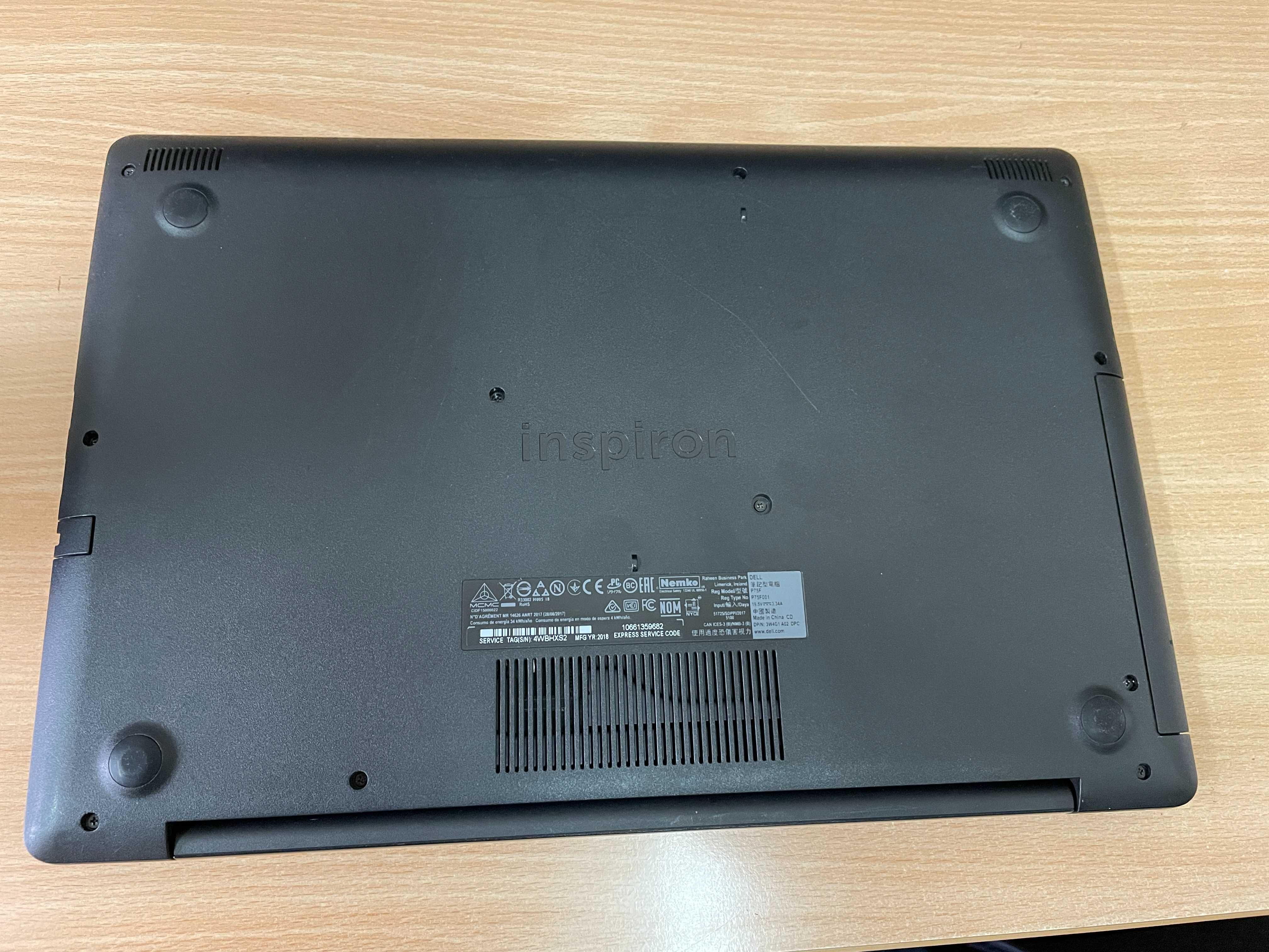 Laptop Dell Inspiron 5570 i7 16GB 500GB SSD Radeon 4GB Win11