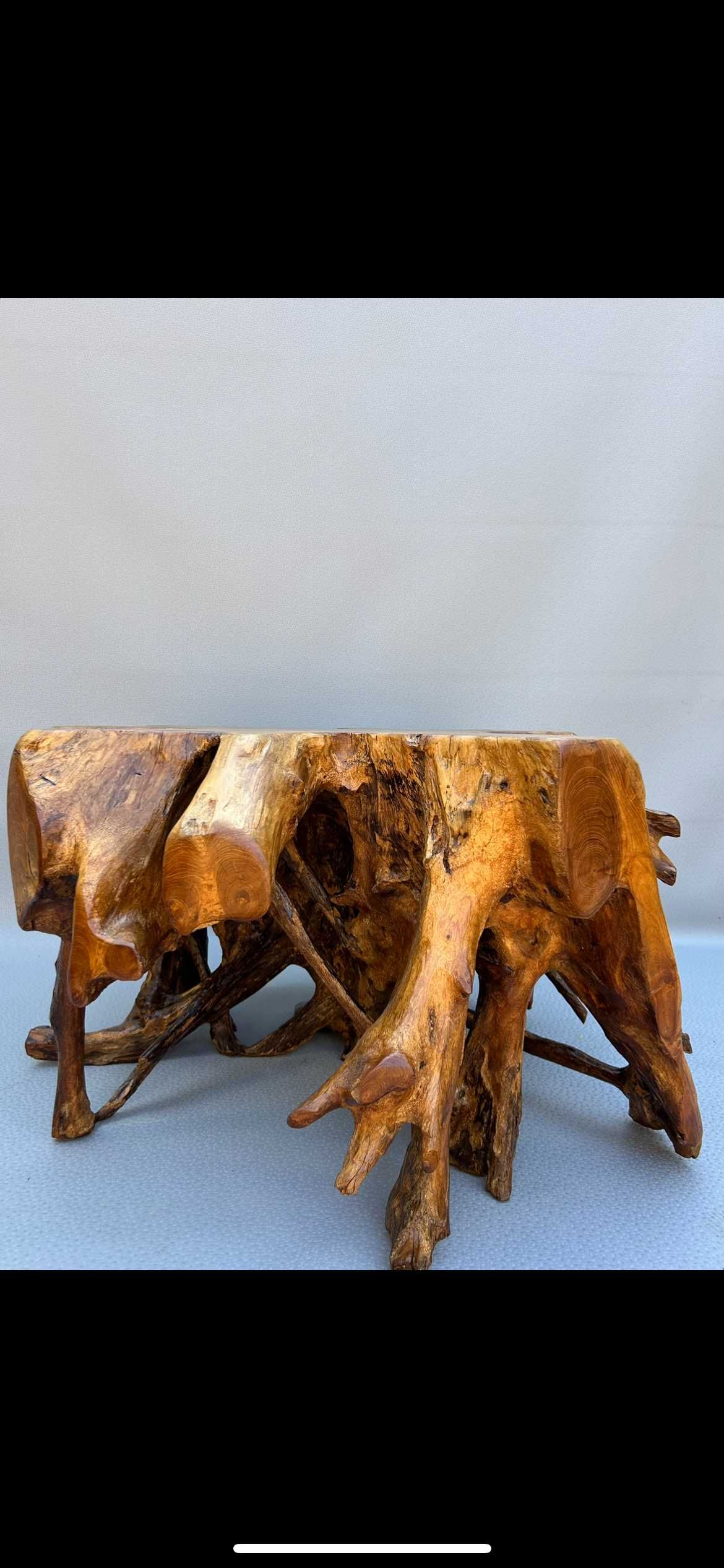 Stół z drewna teak