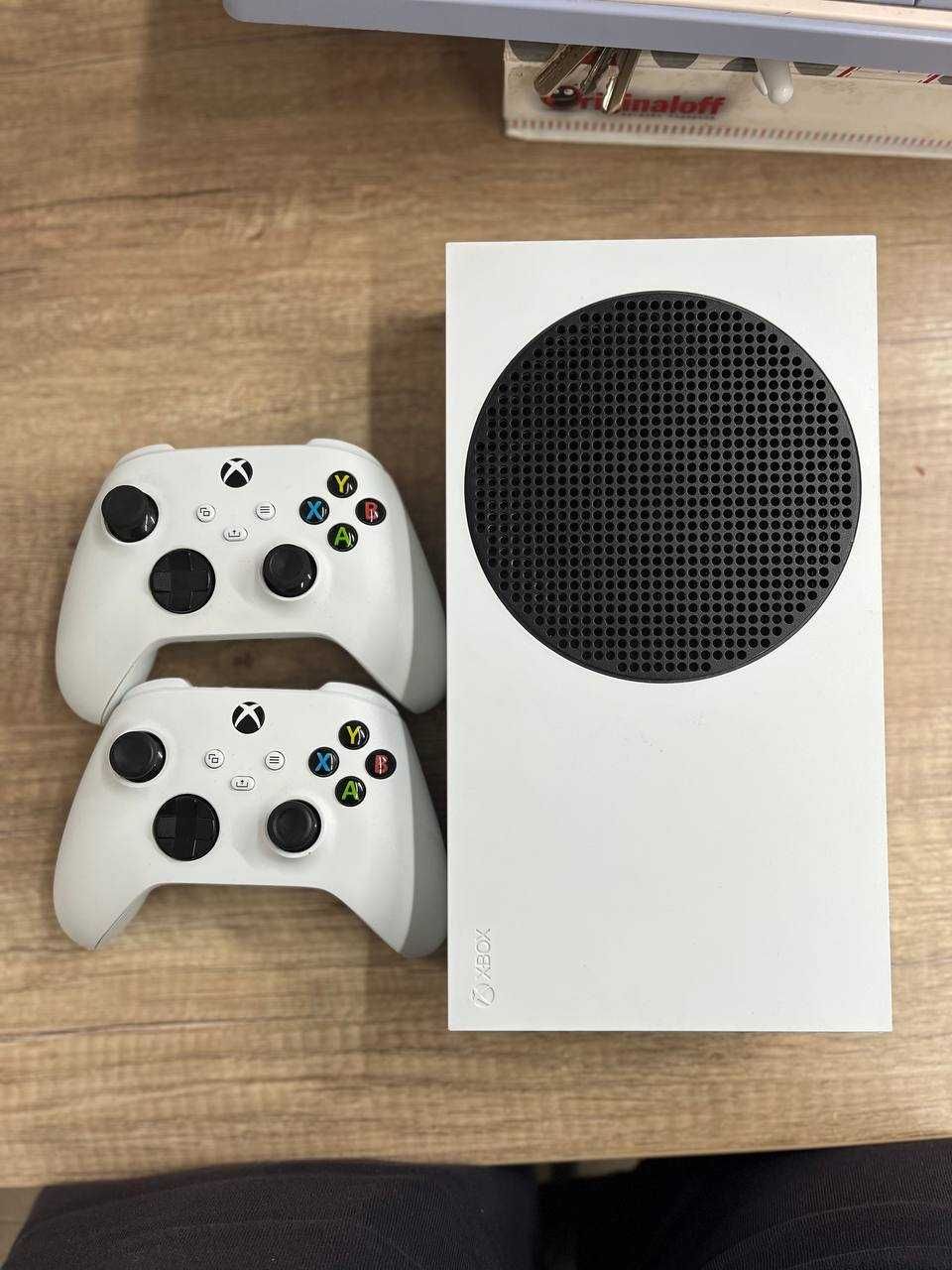 XBOX SERIES S | 2 геймпади | Акаунт - 60 ігр | RDR, Cyberpank, Metro
