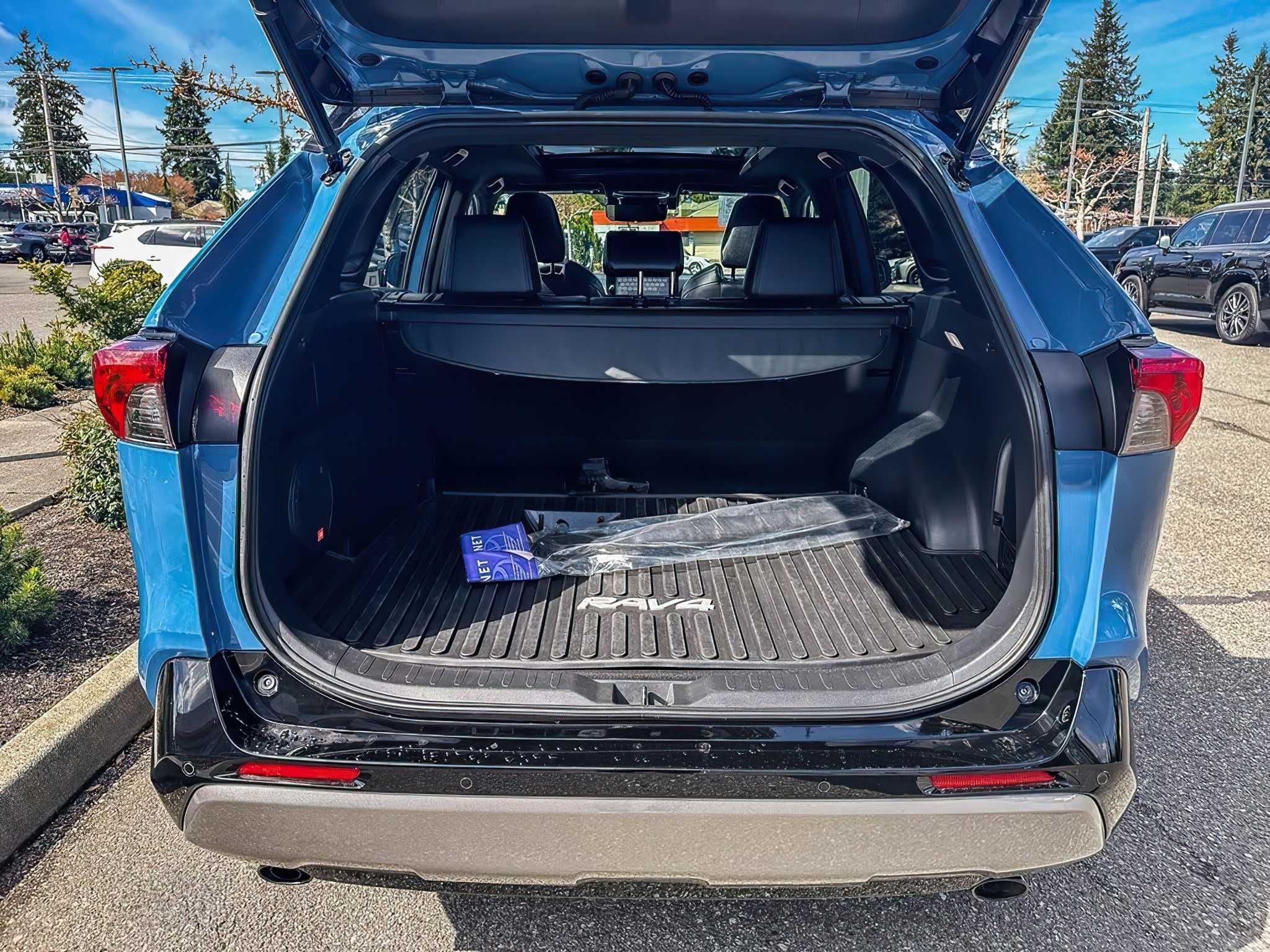 2023 Toyota RAV4 Hybrid XSE