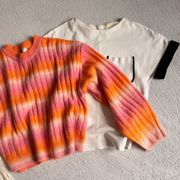 ЛОТ радужный яркий свитер, шарф