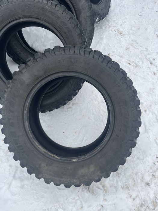 Opony terenowe 235 65 R17