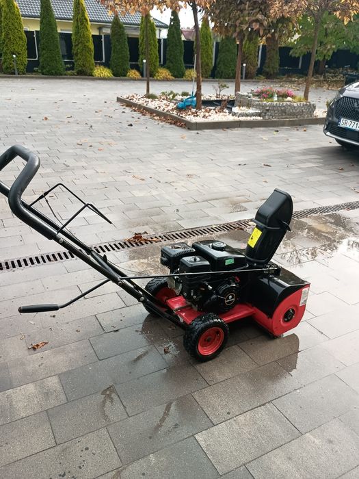 Odśnieżarka spalinowa