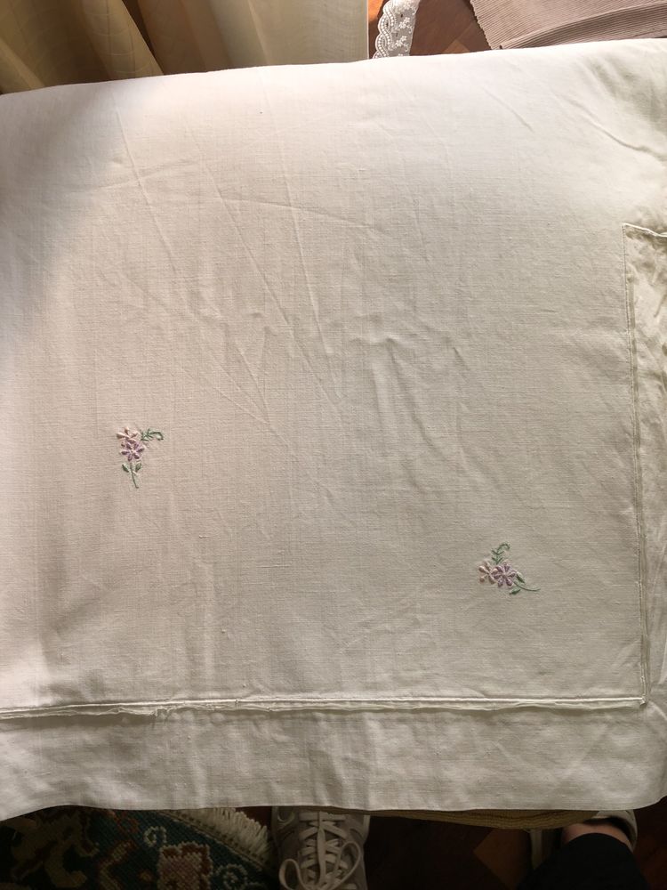 2 Conjuntos LENÇÓIS BRANCO C BORDADO + FRONHAS