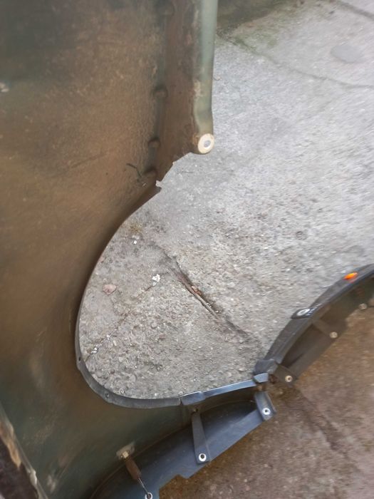 Błotnik Audi A8 D2 przed liftem