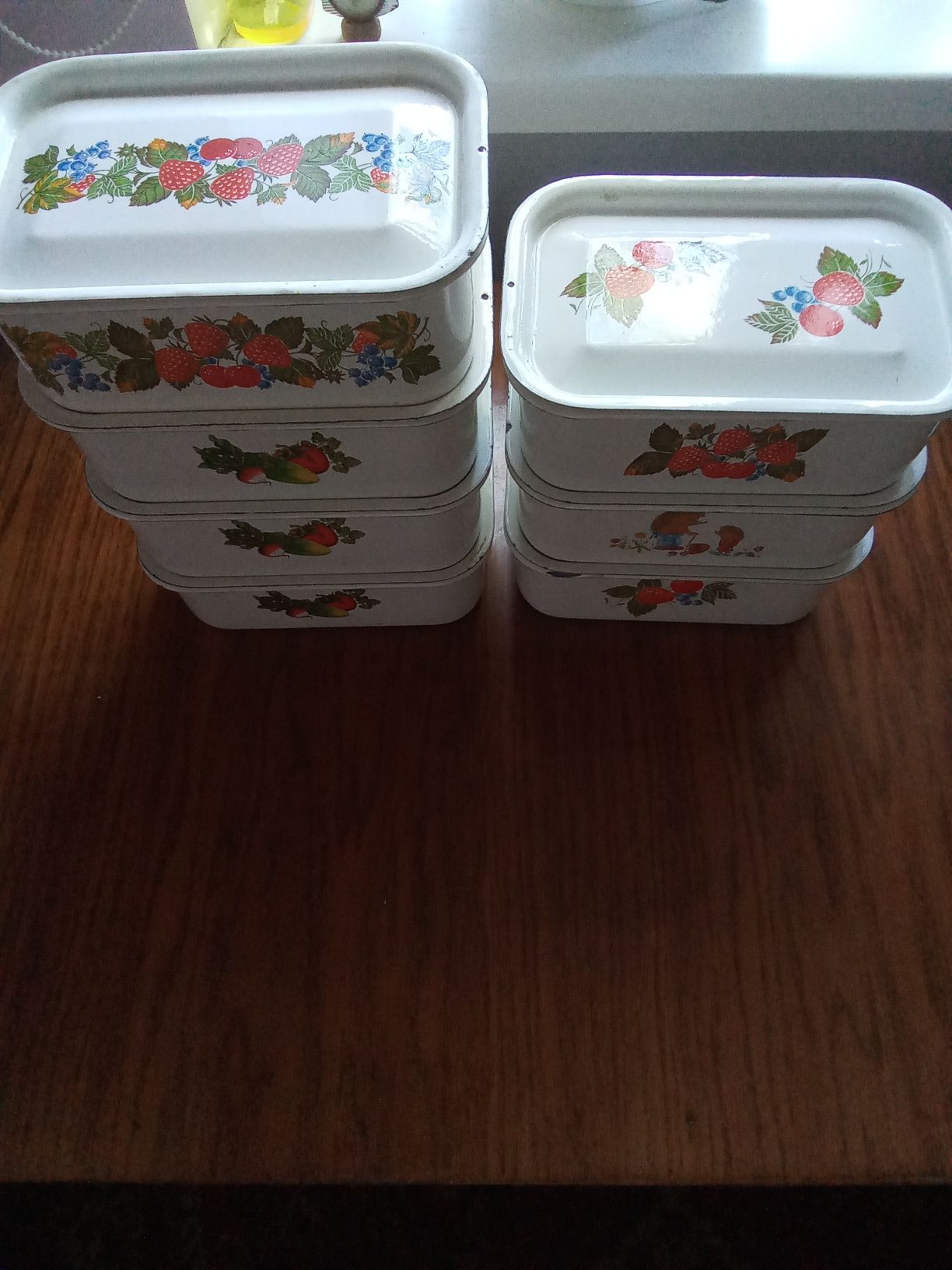 Продам эмалированные формочки