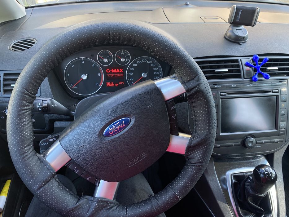 Продам Ford C-Max. Терміновий продаж.