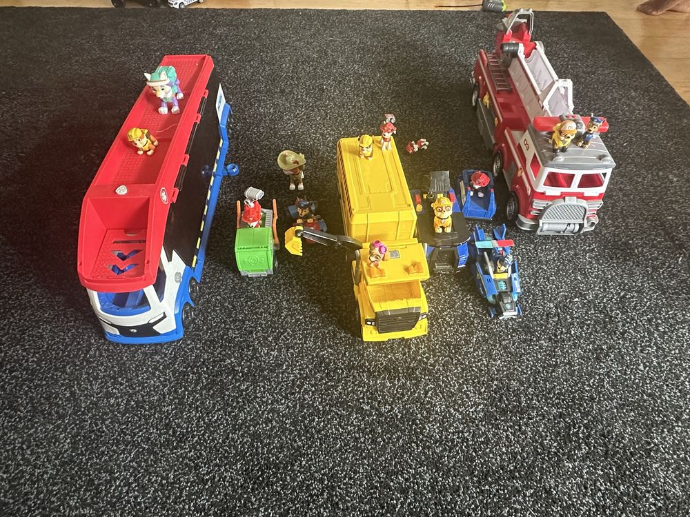 Mega Conjunto Patrulha Pata - Quartel General, Veículos e Figuras