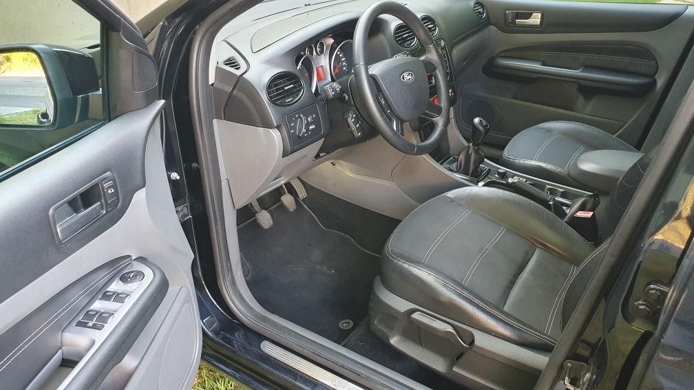 Ford Focus 1.6 TDCi, Titanium, 2008, Impecável