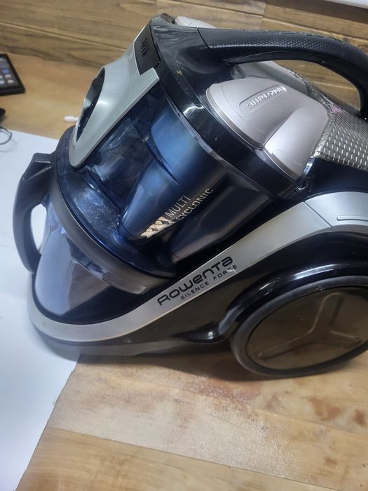 пилосос Roventa.гарний стан