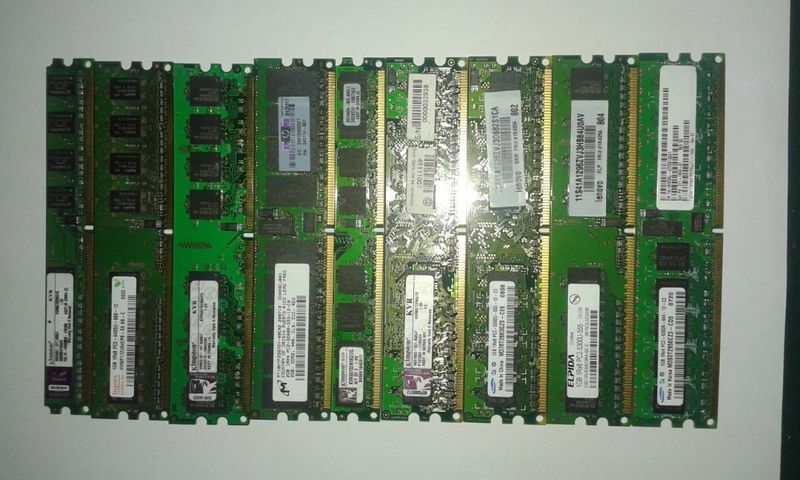 DDR 3  4 gigas  10 unidades vendo  compro e troco material informático