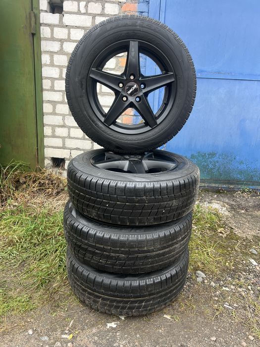 Комлект гуми R15 5x110 et 42
