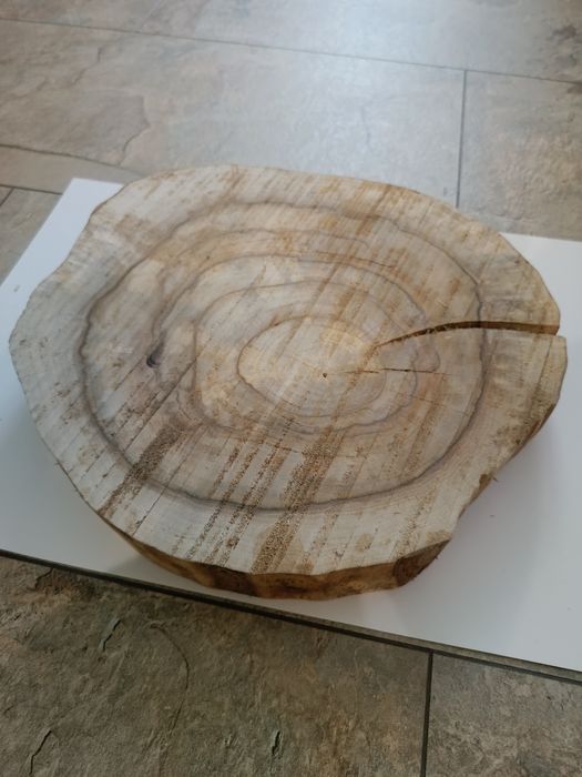 Plaster drewna orzecha