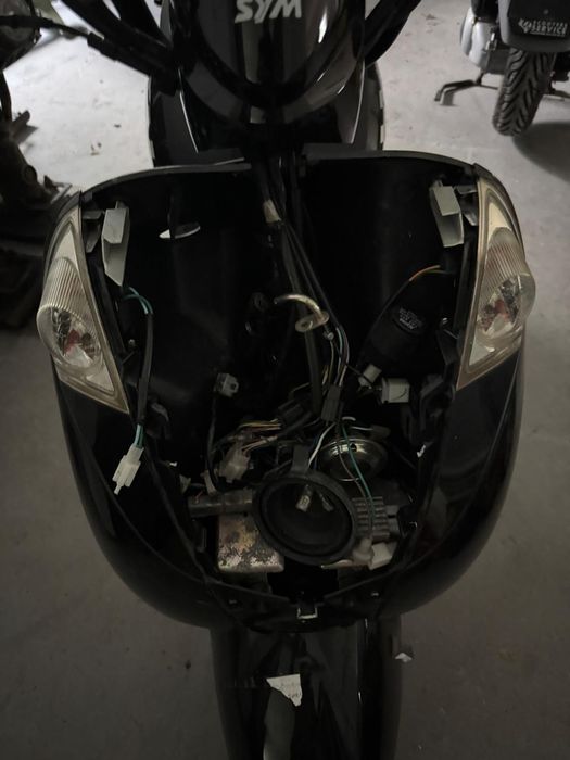 SYM MIO 100 8CV na czesci