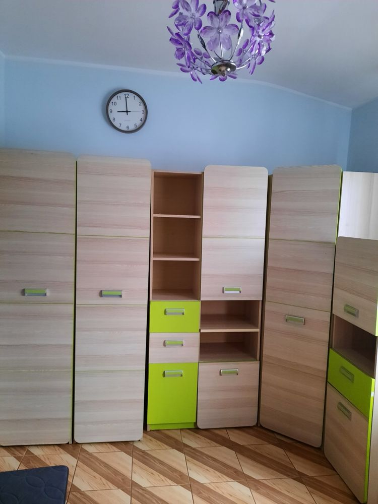 Meble pokojowe b.dobry stan