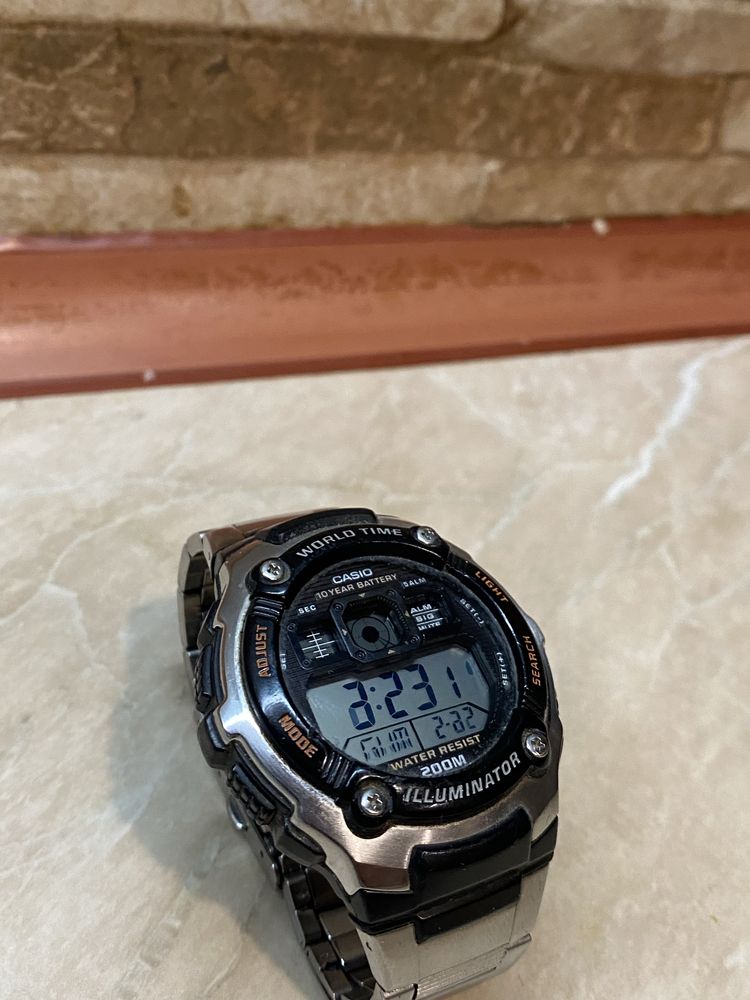 Годиник касіо CASIO AE-2000W  касіо годиник ae 2000