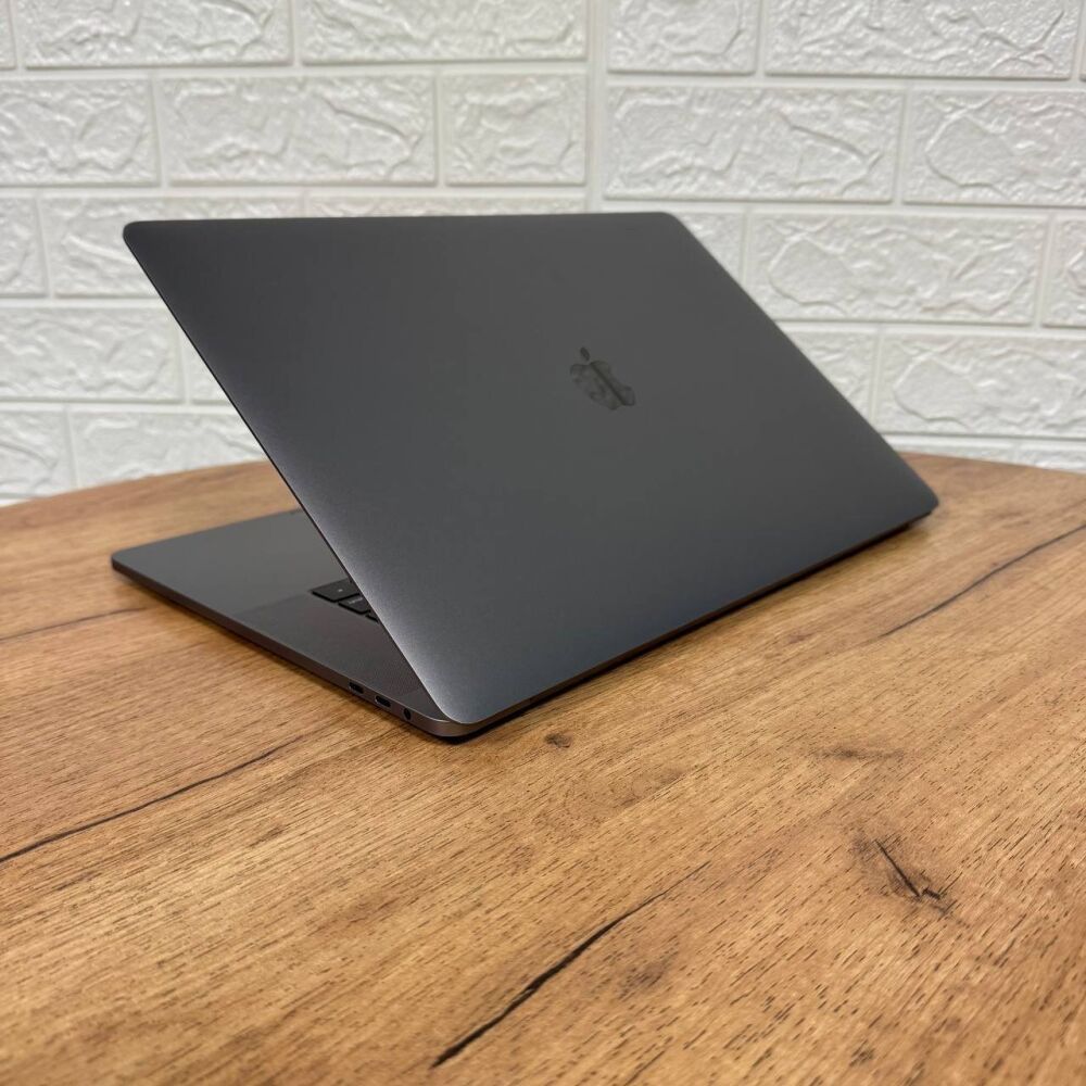 Ноутбук Macbook Pro 16’ 2019 (i7, 32/512, AMD Radeon 5300x)