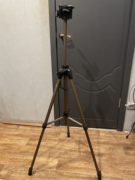 Продам Штатив WT-3750