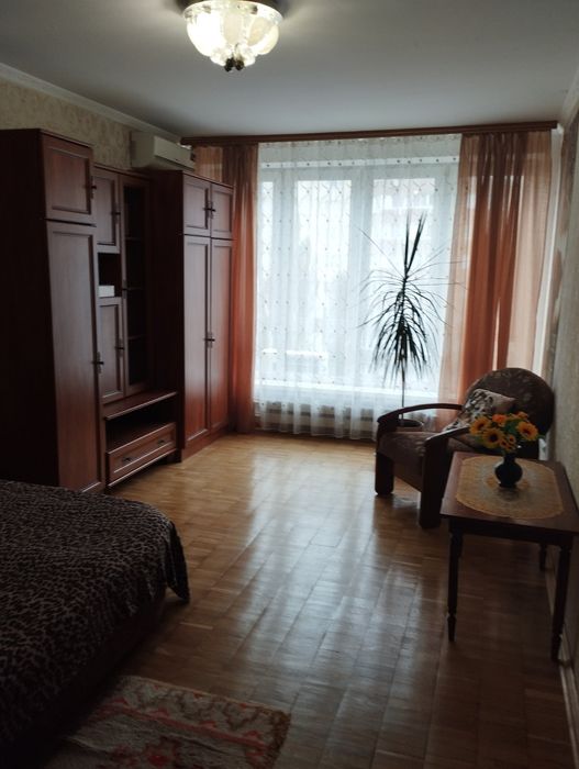 Оренда 1к.кв.бул. Микола Руденка 18 а