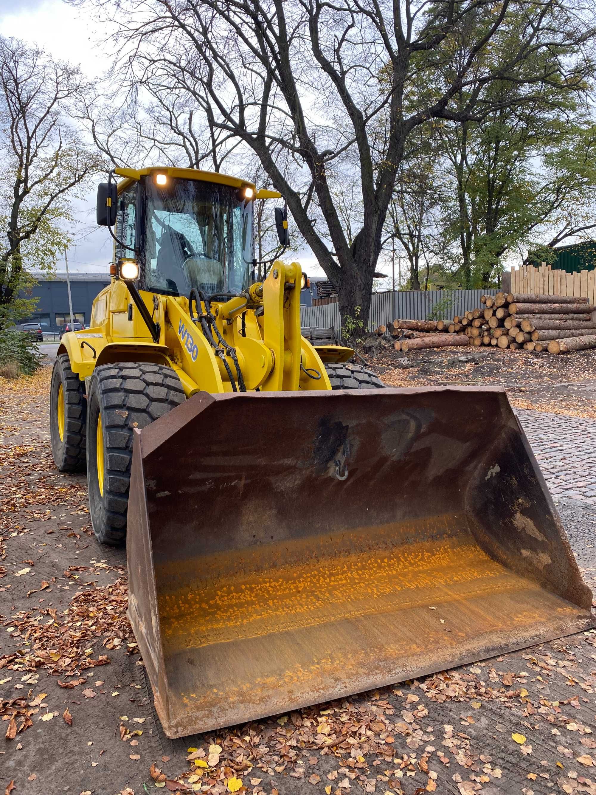 Ładowarka kołowa czołowa Fiat Kobelco W 130 / 13 ton 2m3