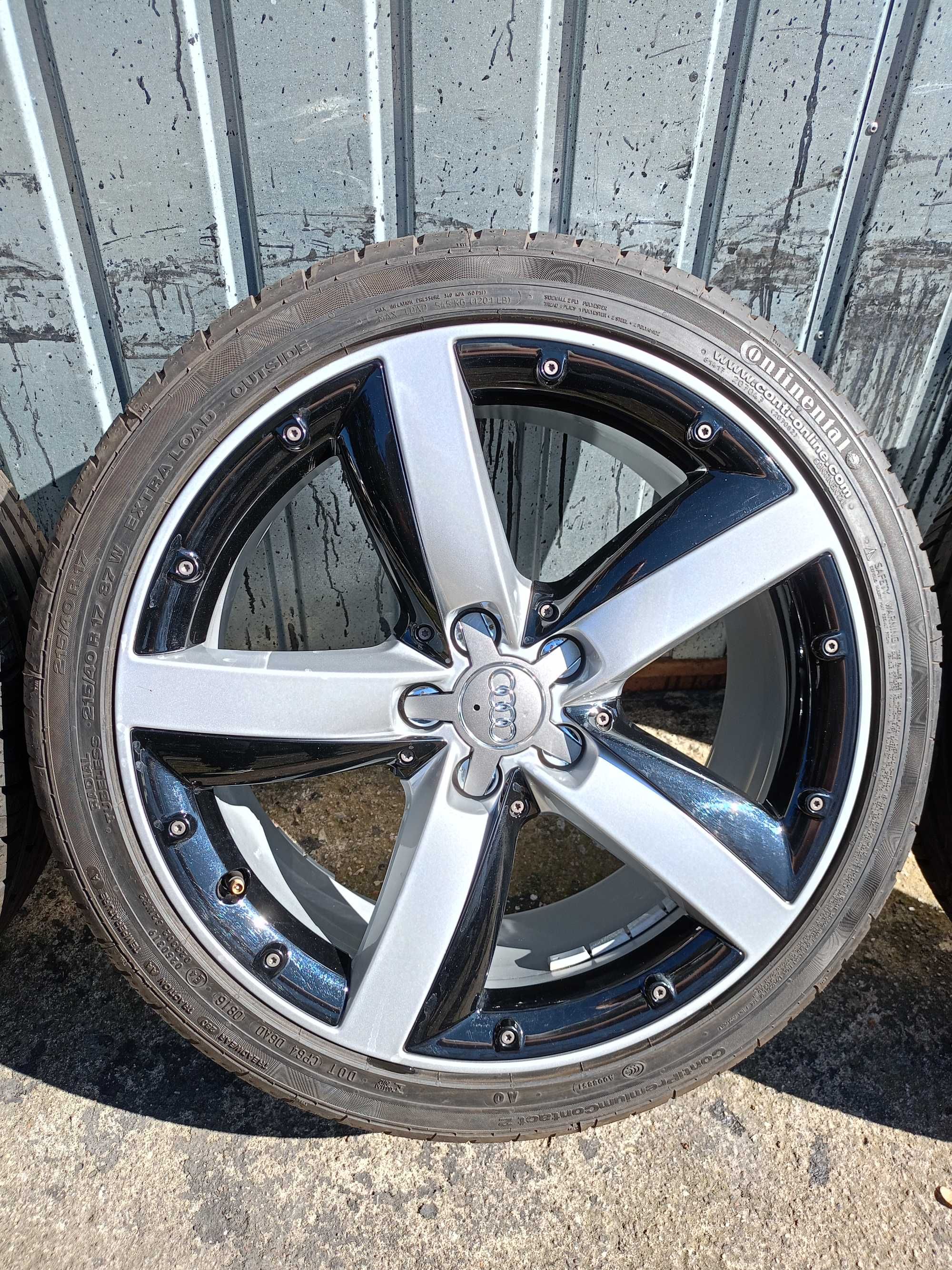 7.5Jx17ET36 5x100 Audi S1/A1 215/40R17 Continental PremiumContact2
