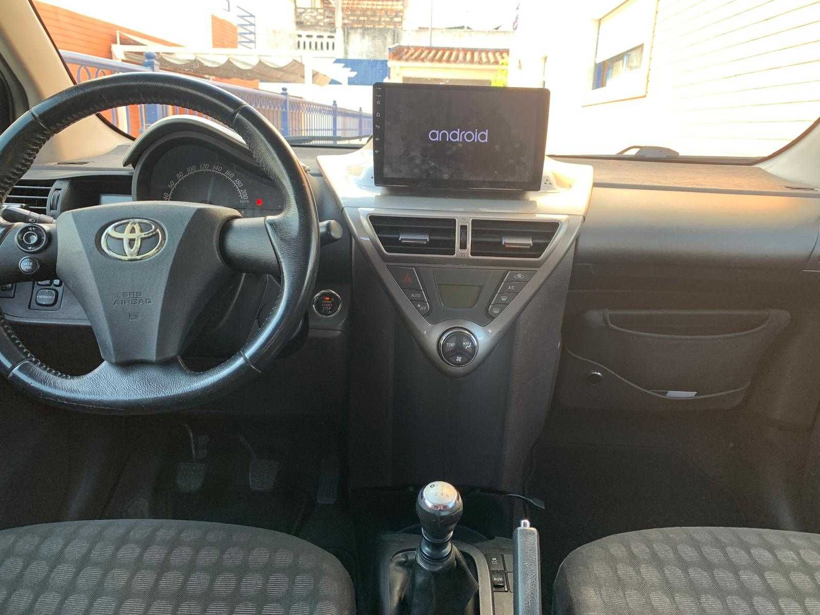 Toyota iQ 1.4 D4D Diesel  A\C, Multimedia Bluetooth + Wi-Fi, Keyless