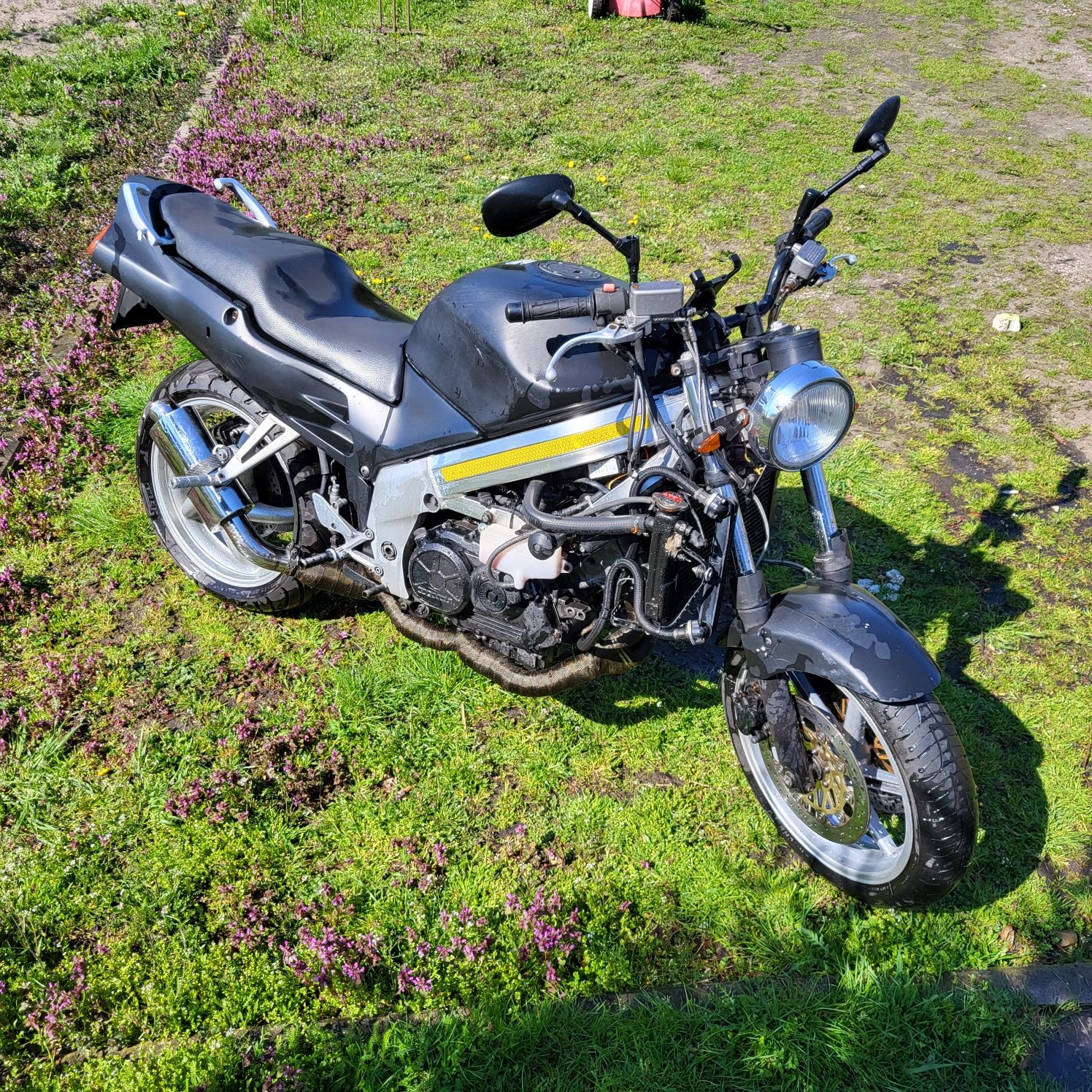 Honda VFR 750r Naked Bike,  zamiana