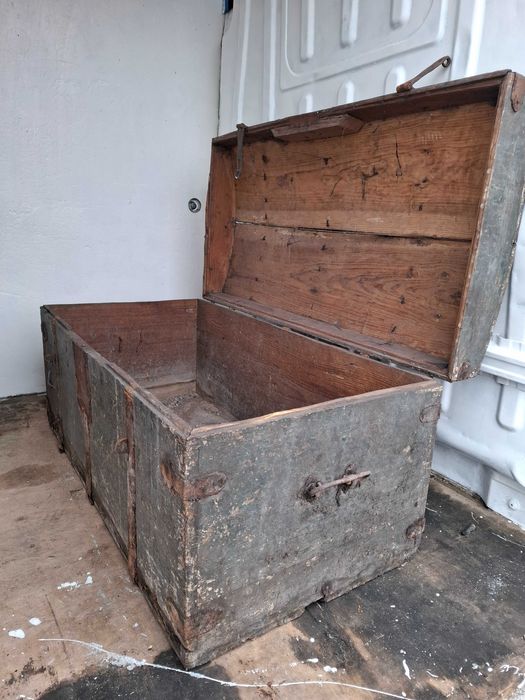Skrzynia drewniana duża stara