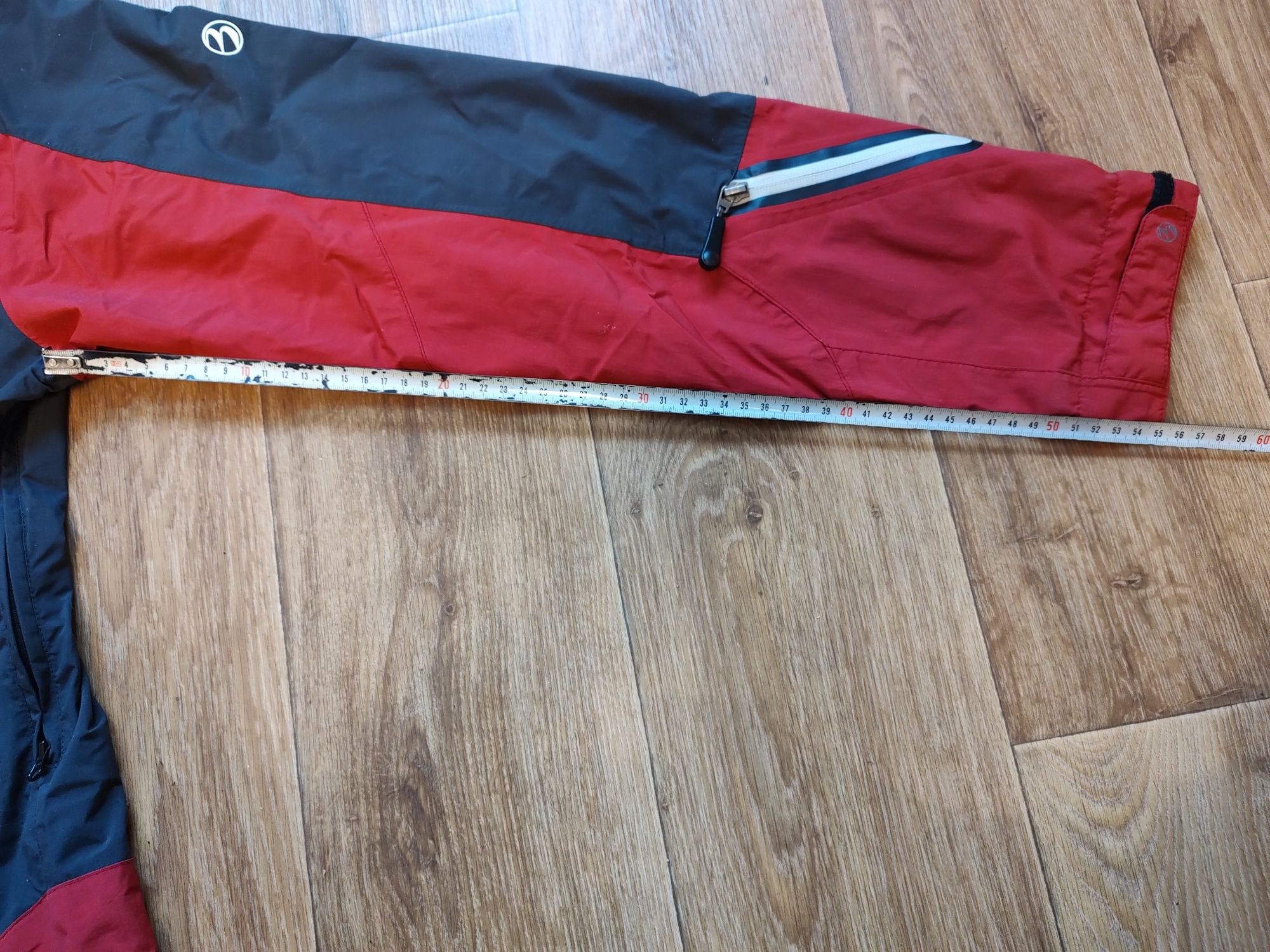 Курточка First B water- windproof. Розмір S, 42-44 український