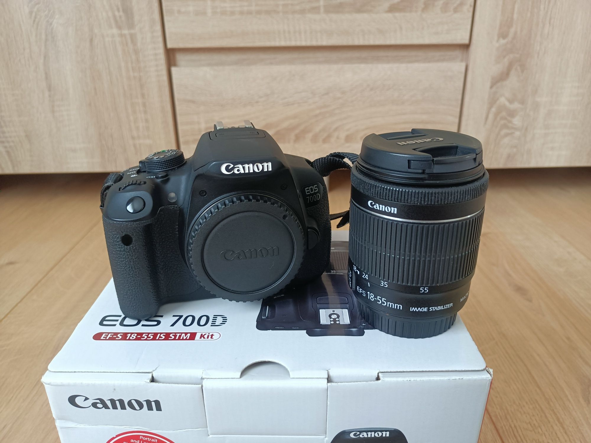 Aparat Canon eos 700D Lustrzanka