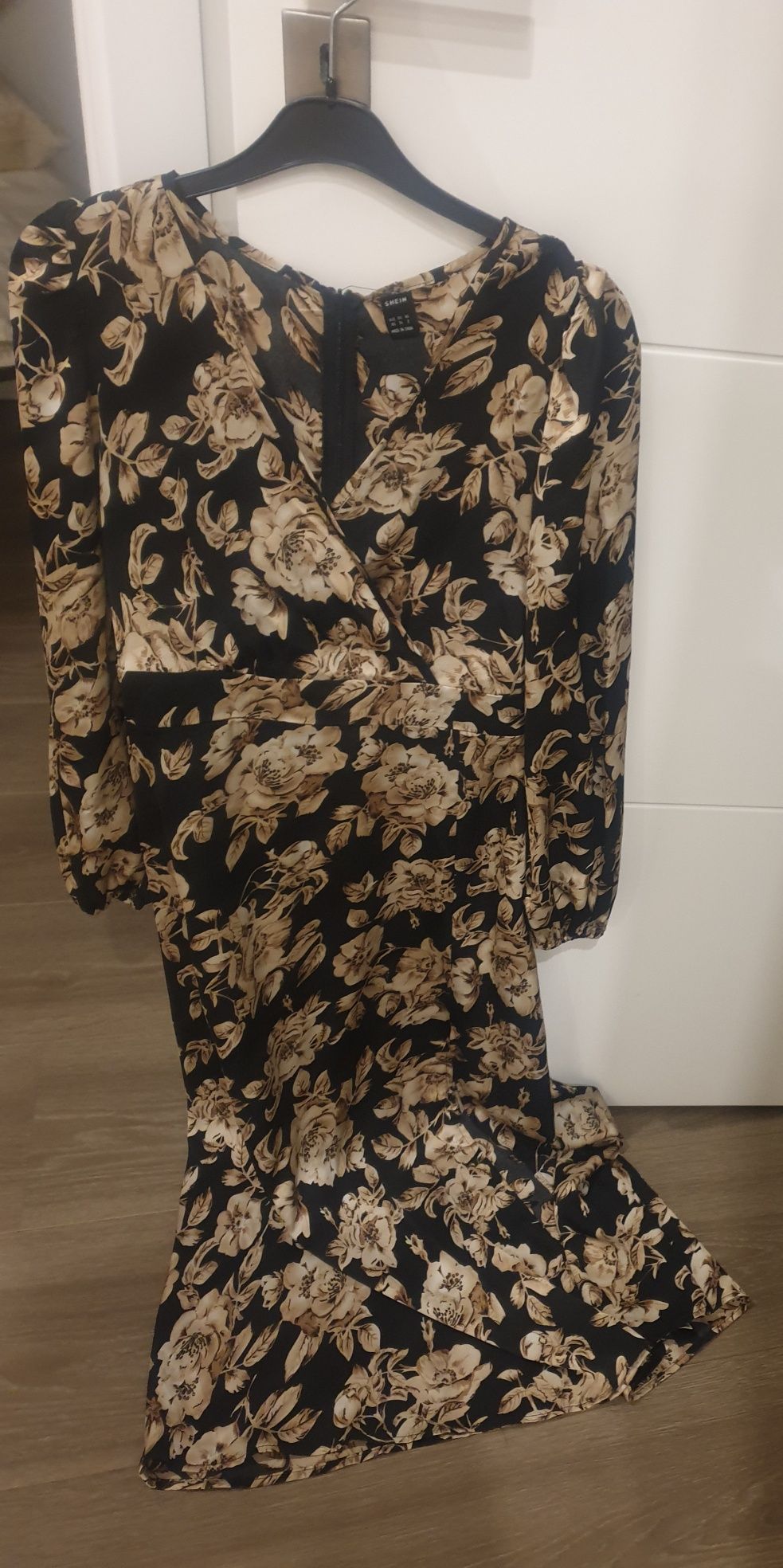 Vestidos ( 10.00€ cada )