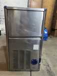 Kostkarka do lodu SIMAG 21kg/24h