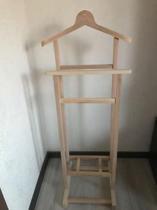 Вішалка підлогова дерев‘яна