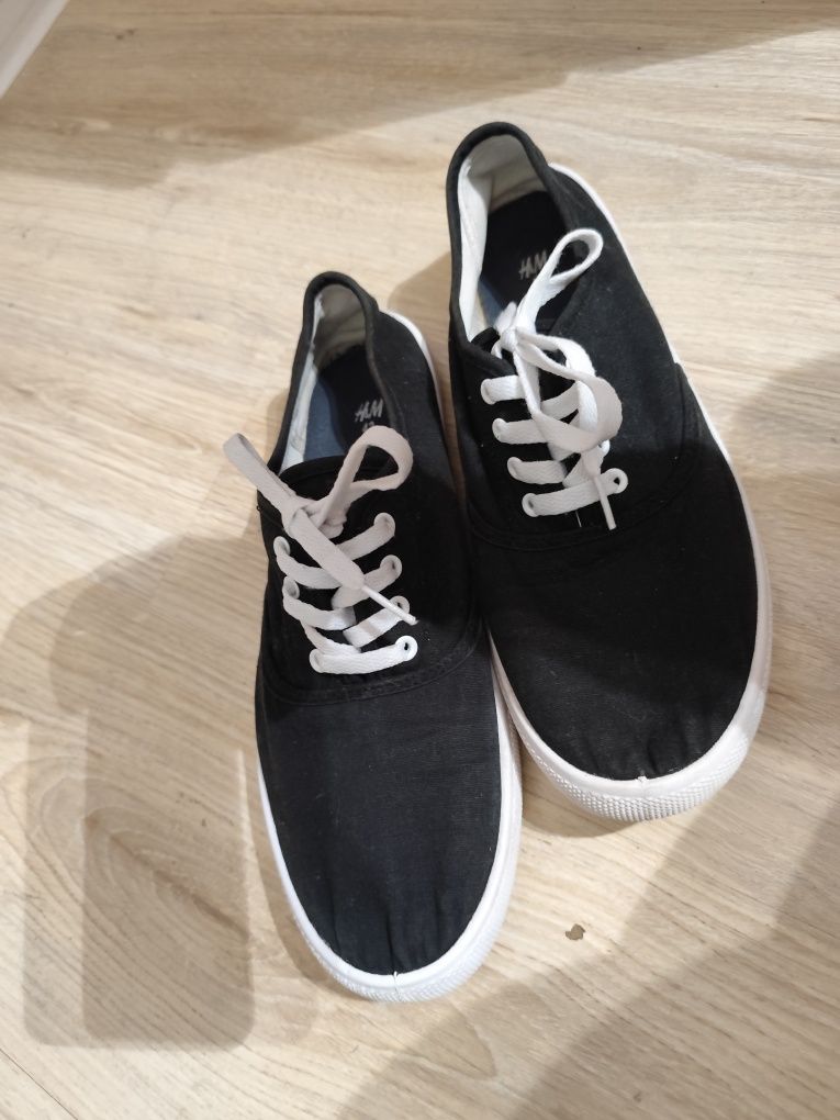 Trampki, mokasyny H&M