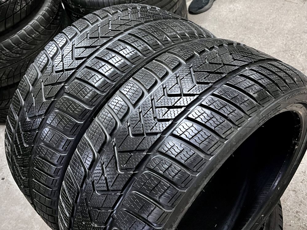 Para ZIMOWE 235/35/19 Opony PIRELLI