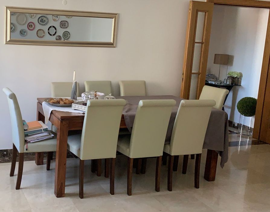 Mesa em madeira maciça Indiana