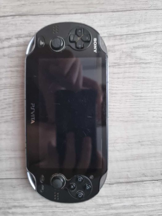 Konsola PS Vita PCH-1004