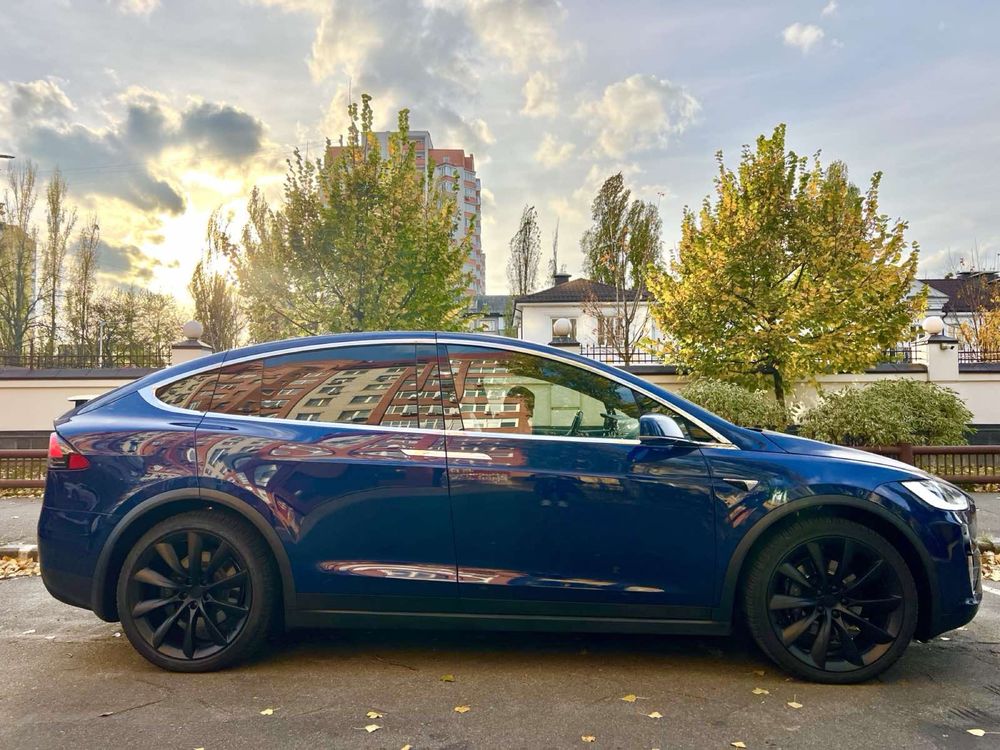 Колеса диски шини 5-120-22 R Tesla X оригінал